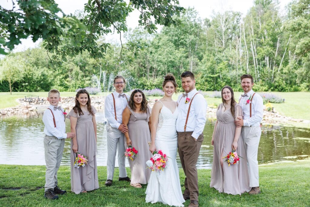 Mindi Jennings Photography wedding and engagement photographer in Minnesota MN Central MN near St. Cloud