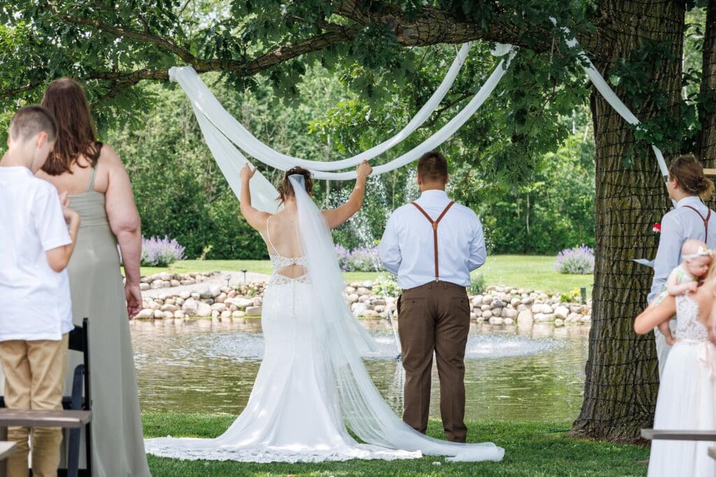 Mindi Jennings Photography wedding and engagement photographer in Minnesota MN Central MN near St. Cloud