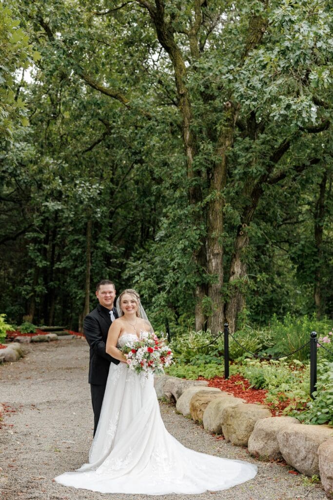 Central MN wedding photographer, true to color, little falls, minnesota, st. cloud, brainerd, onamia, pierz, hillman, milaca, photography, photographer