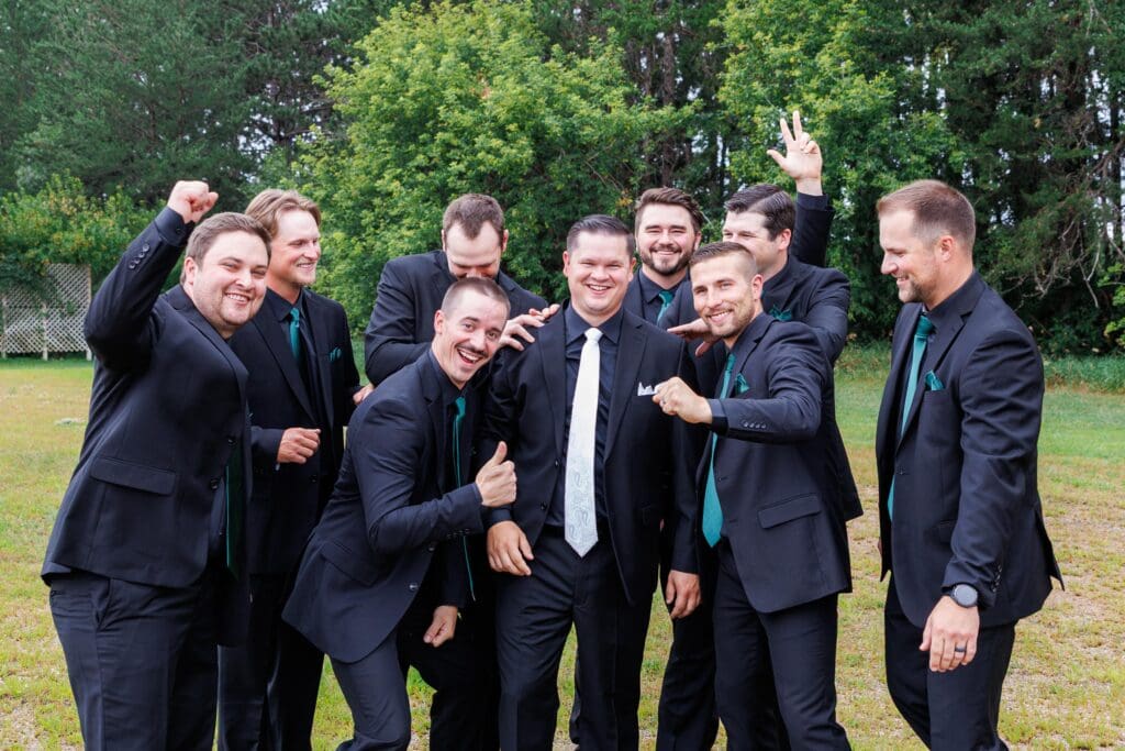 Central MN wedding photographer, true to color, little falls, minnesota, st. cloud, brainerd, onamia, pierz, hillman, milaca, photography, photographer