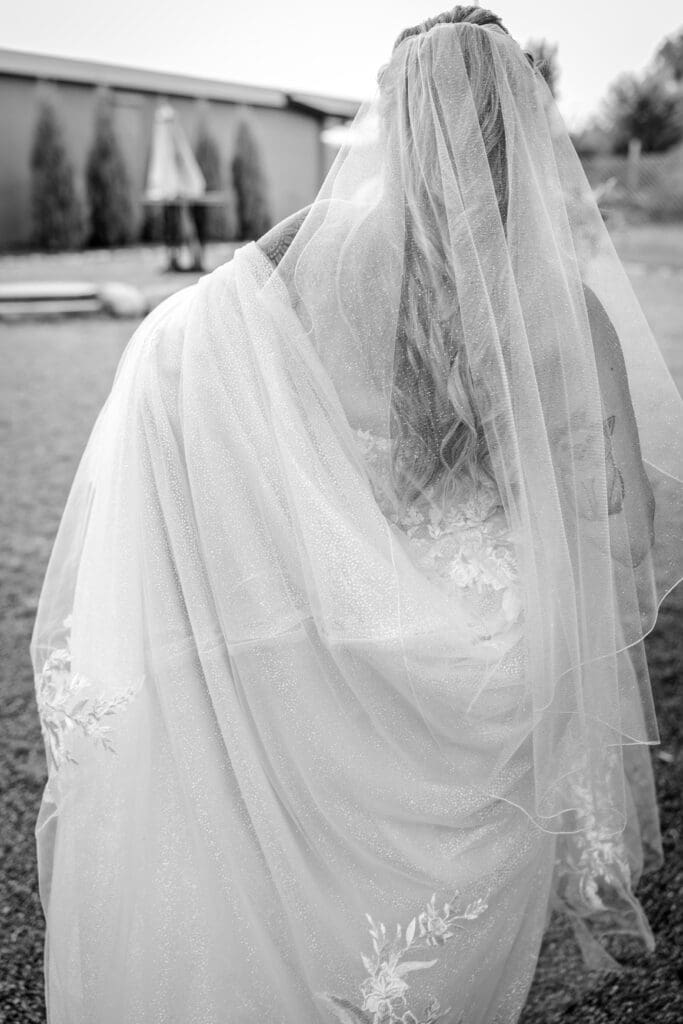 Central MN wedding photographer, true to color, little falls, minnesota, st. cloud, brainerd, onamia, pierz, hillman, milaca, photography, photographer