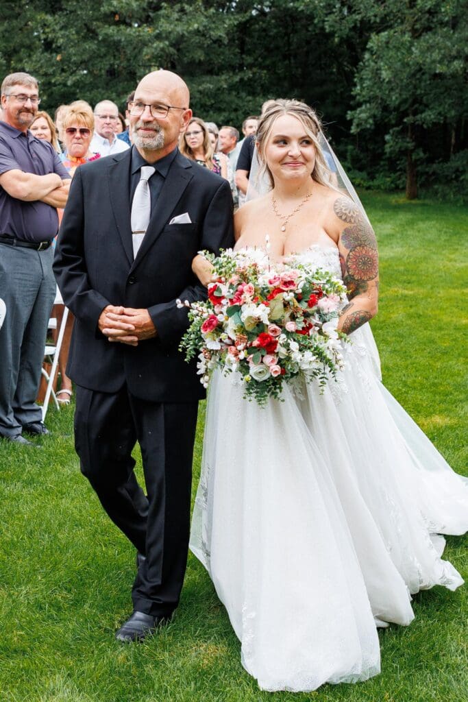 Central MN wedding photographer, true to color, little falls, minnesota, st. cloud, brainerd, onamia, pierz, hillman, milaca, photography, photographer